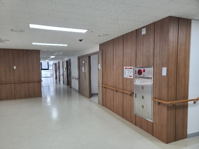 기호(12) 2층 201호