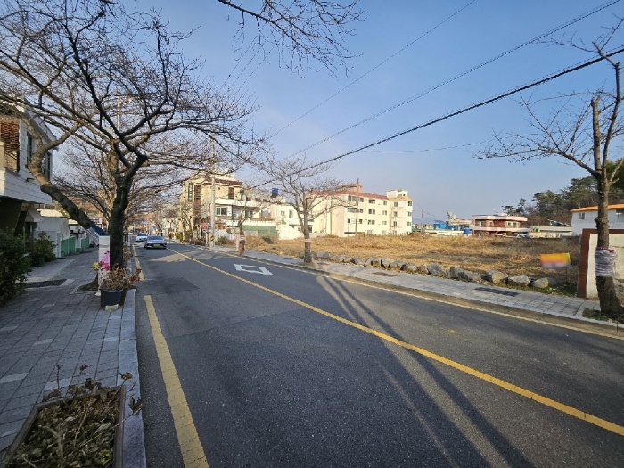 기호(1) 남서측에서 바라본 전경