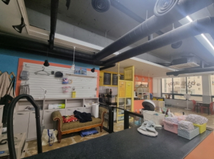 본건 2층 남측의 멍토피아의 내부 모습