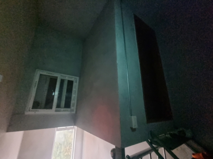 본건 3층 남측 상단에 위치한 방의 모습