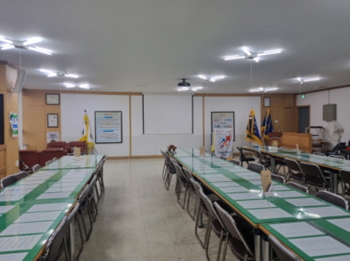 본건 북서측 3층 내부 전경