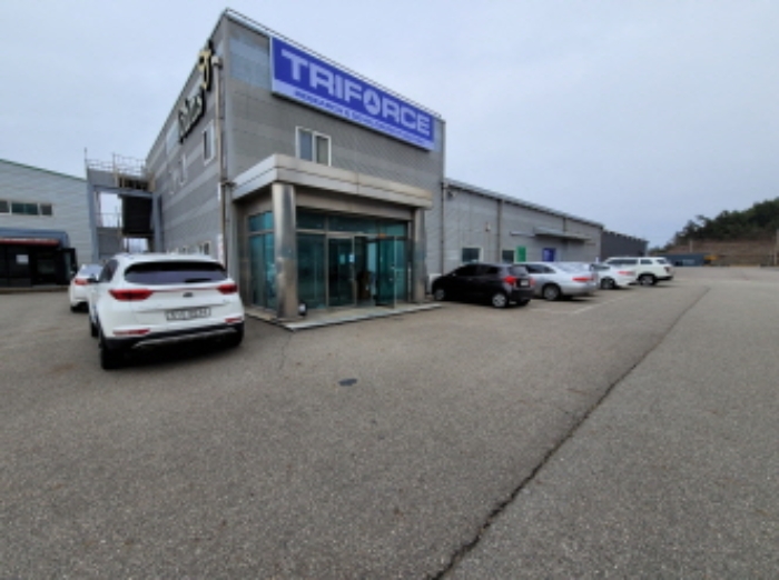 본건 연구동 사무실 전경