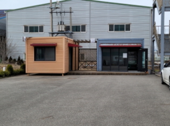 본건 연구동(공장)약1200평 외부 전경