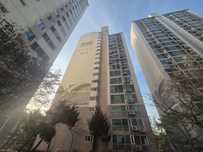 대상물건이 속한 건물의 전경