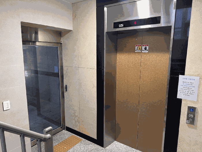 1층 엘리베이터