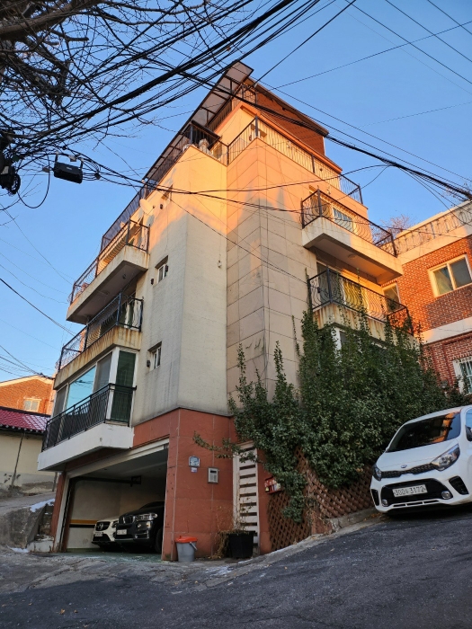 본건이 속한 건물 전경