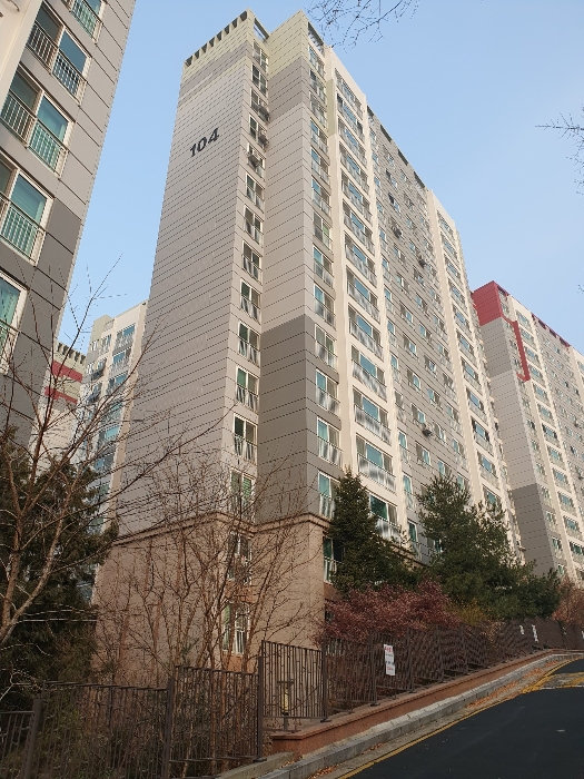 본건소재 104동(남동측에서 촬영)