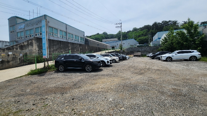 본건 토지 기호(2, 4) 및 건물 기호(7) 전경