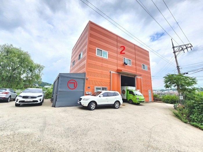 기호2 건물 및 기호3 토지(남동측에서 촬영)