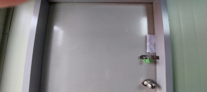 목록2 건물 1층 출입문  전경