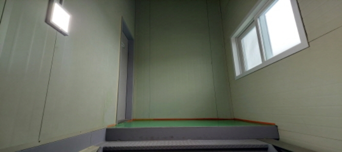 목록2 건물 2층  전경