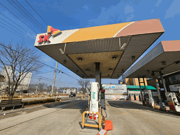 본 건 전 경 - 기호(8-캐노피) 건물