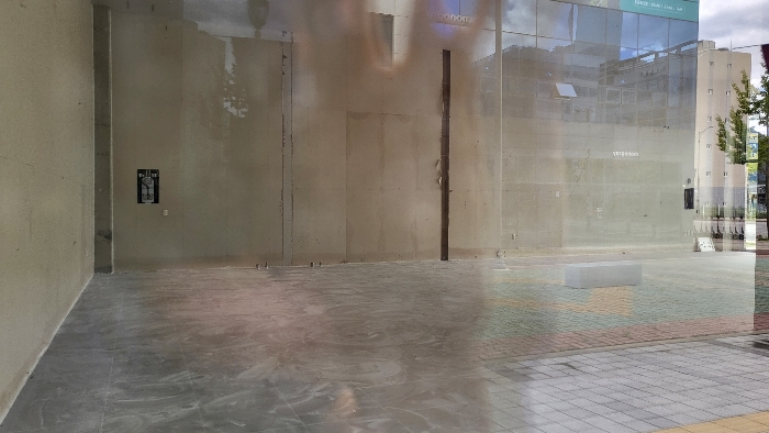 격벽이 제거된 내부