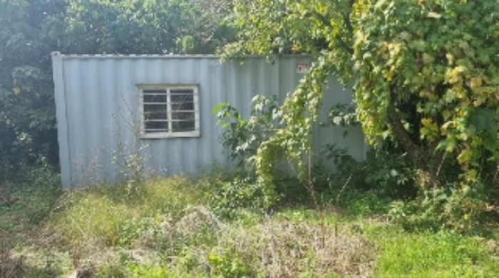 소재지5(서호동 289) 지상에 소재한 이동식 컨테이너