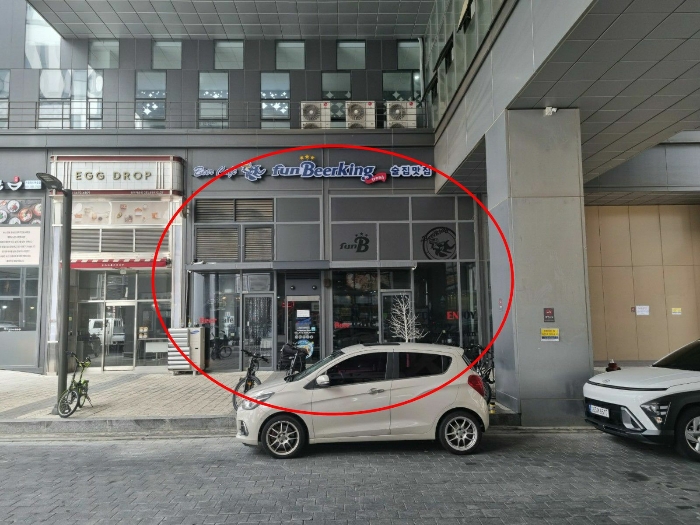 본건 기호(1,2) 1층 엘 127호,128