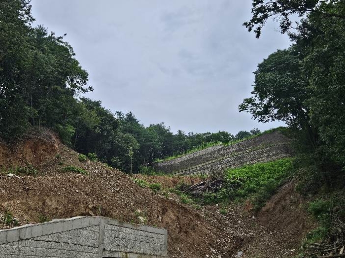 제시 목록 5 전경(아래쪽 기준)