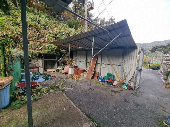 제시외건물 ㅁ)