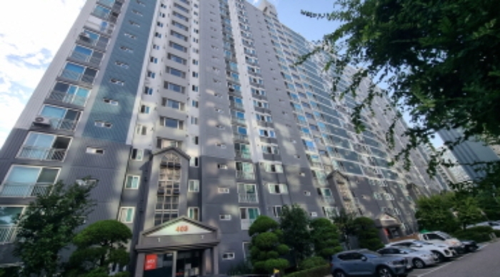 이 사건 플루리움아파트 403동 전경