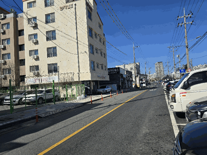 대상물건 남동측에서의 주위 전경