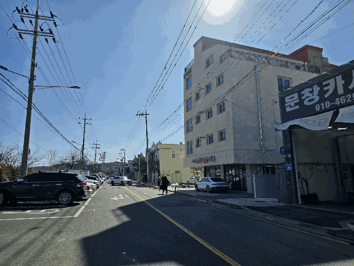 대상물건 북동측에서의 주위 전경