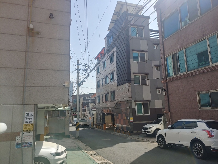 대상물건 북동측 전경