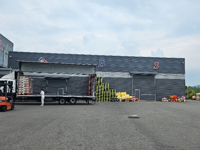 대상물건 나) 건물 외부 전경