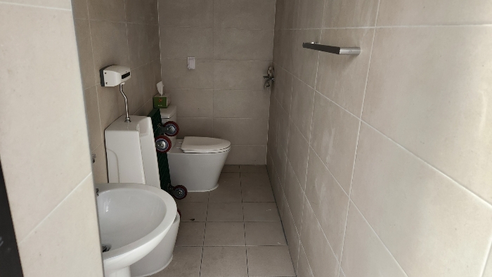 1층 외부 화장실