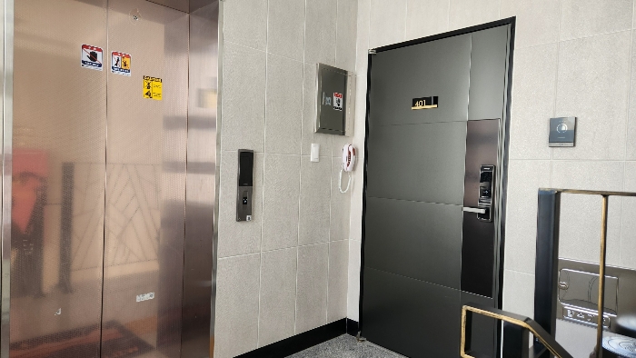 4층 401호 및 승강기