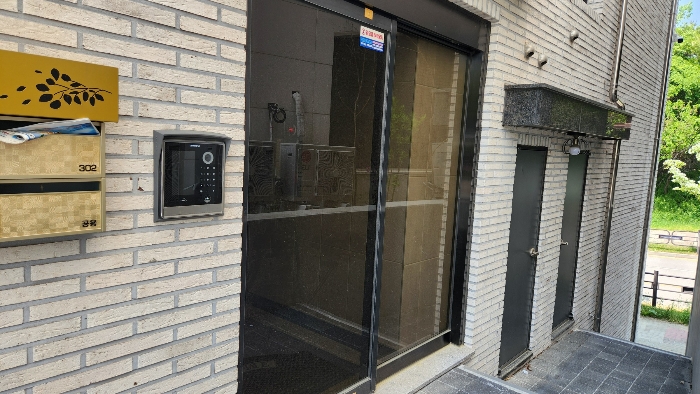 다가구주택 출입문