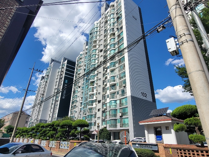 102동 전경