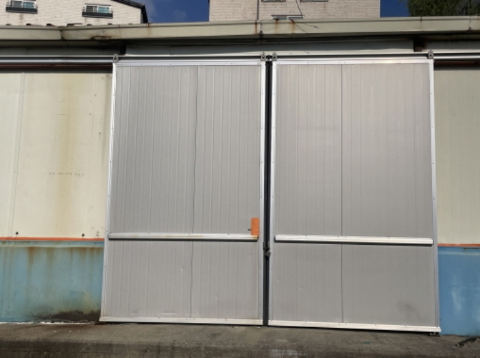 새말길152번길 14-8 출입문