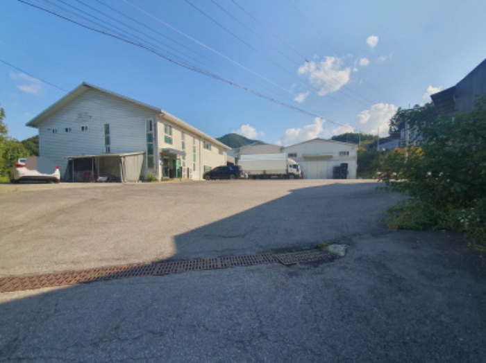 현장사진(토지,건물1,2,3동 전경)