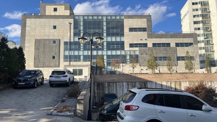 본건 남동측 전경