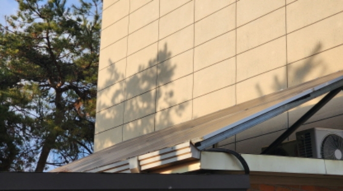 제시외 벽돌조판넬지붕 단층 주방 지붕 위 태양광시설