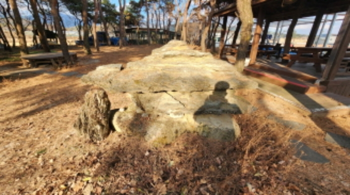 본건 3 전경 및 조경석