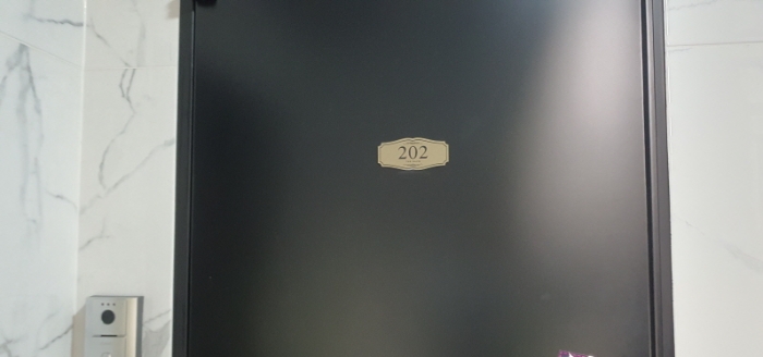 202