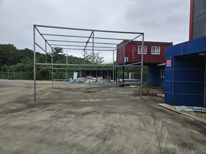 【 제시외건물(ㄴ) 】