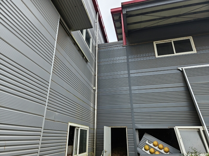 【 제시외건물(ㄱ) 】