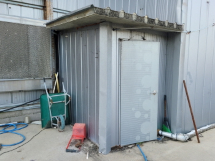 기호 2번 제시 외 건물