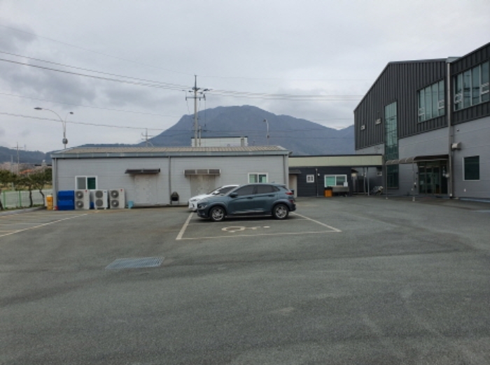 본건 건물 전경