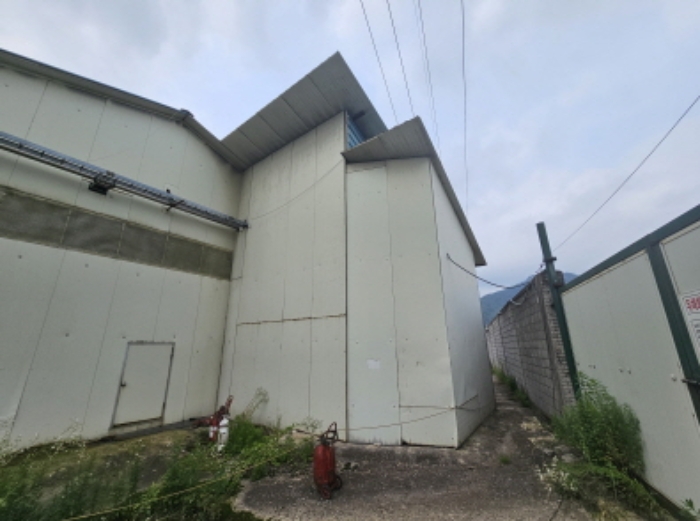 목록14 토지 지상 소재 창고 등