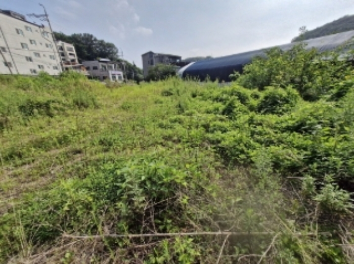 물건 2(내손동 89-2) 전경 - 물건 3.에서 본 사진