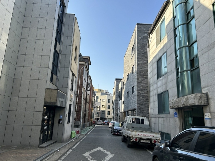 주위전경(남동측에서 촬영)