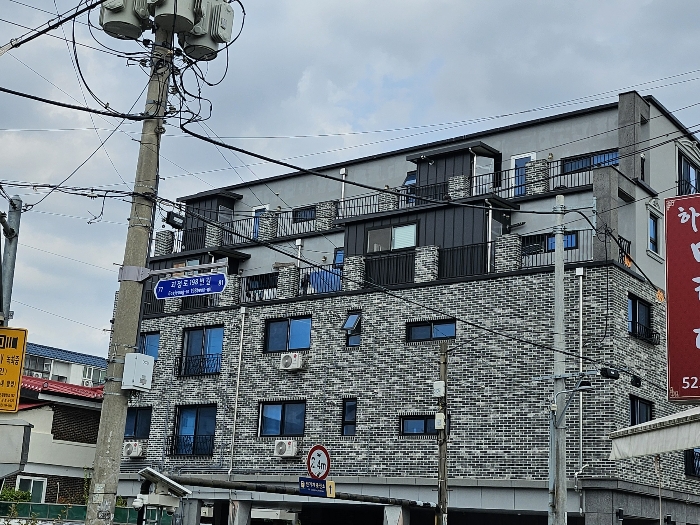 본건 서측 인근에서 촬영