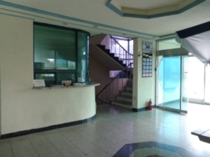 [목록 2] 지상 1층 안내실 주변의 모습