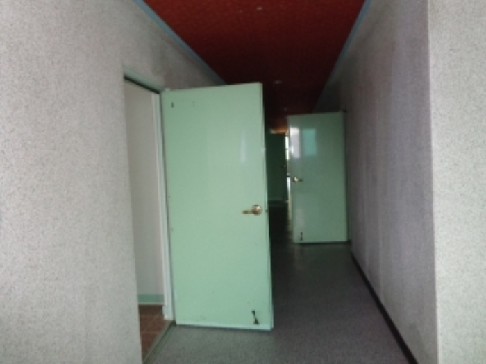 [목록 2] 북쪽에서 바라본 지상 4층 복도의 모습