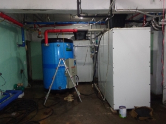 [목록 2] 지하실에 있는 보일러실 내부 모습
