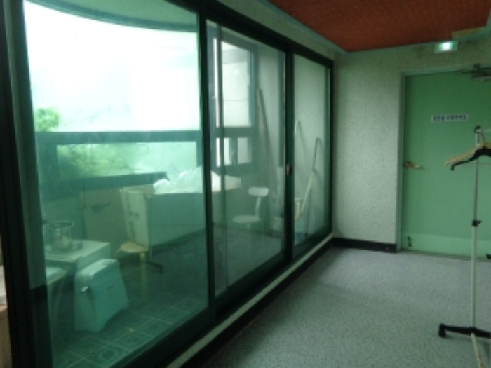 [목록 2] 지상 2층 남쪽 복도 끝의 모습