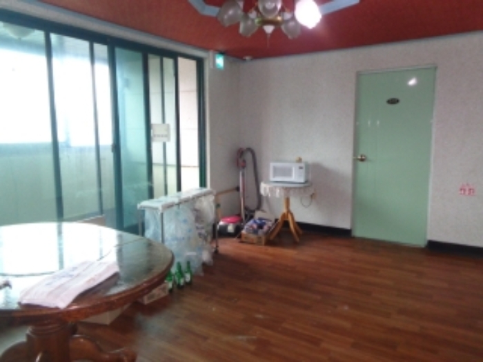 [목록 2] 지상 3층 북쪽 복도 끝의 모습