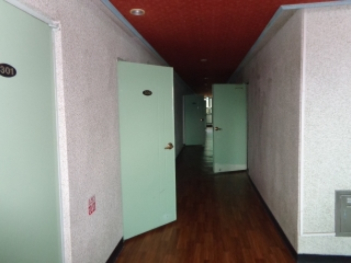 [목록 2] 북쪽에서 바라본 지상 3층 복도의 모습